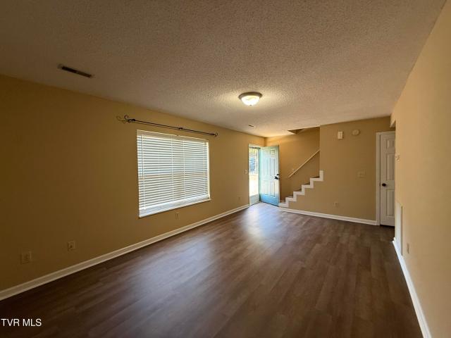 1700 Lone Oak Unit 17