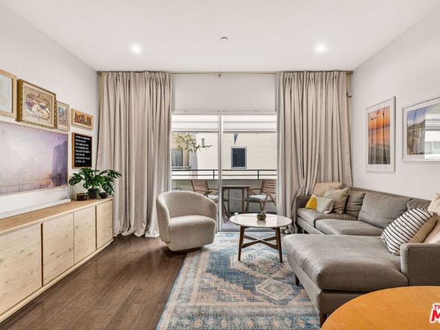 1700 Sawtelle Boulevard 208