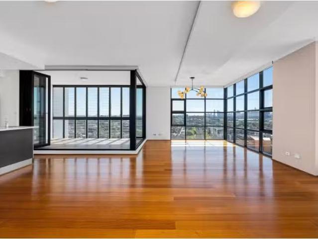 1701/221 Sydney Park Road, ERSKINEVILLE Apartment for rent Li.
