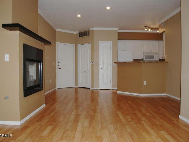 1701 E COLTER Street # 376