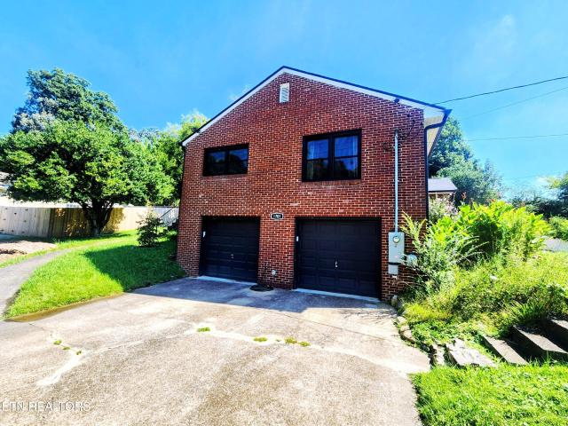 1701 Highland Drive