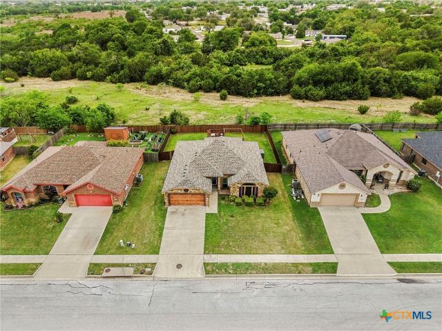 1701 Lindsey Drive