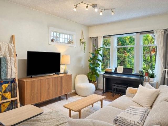 1701 Semlin Drive, Vancouver, BC, V5N 4P6 house for sale | Listing ID R3178 | Royal LePage