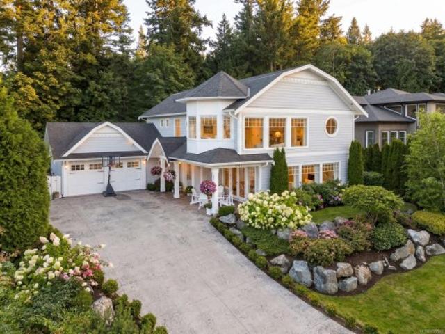 1701 Texada Terr, North Saanich, BC, V8L 6B1 house for sale | Listing ID 1027 | Royal LePage
