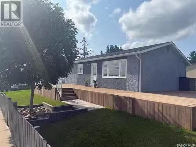 1701 Trudeau Street, North Battleford, SK, S9A 3B7 house for.