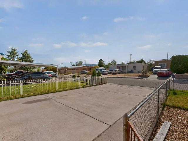 1701 Wilmoore Drive SE