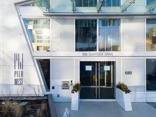 1701 680 Quayside Drive, New Westminster, BC, V3M 0P2 Single.