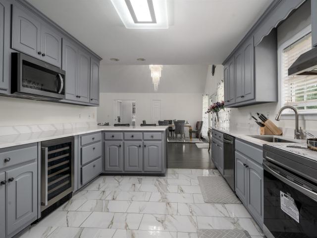 17020 Stonecliff Drive
