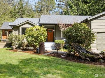 17028 Suquamish Way NE
