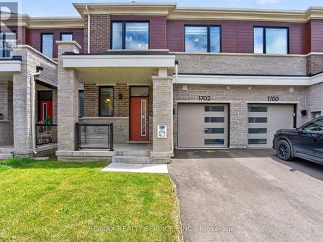 1702 Dance Court W, Milton, ON, L9E 2A3 house for sale | Listing ID W13547 | Royal LePage
