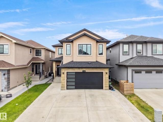 1702 Street Nw, Edmonton, AB, T5Y 3S4 house for sale | Listing ID E4505 | Royal LePage