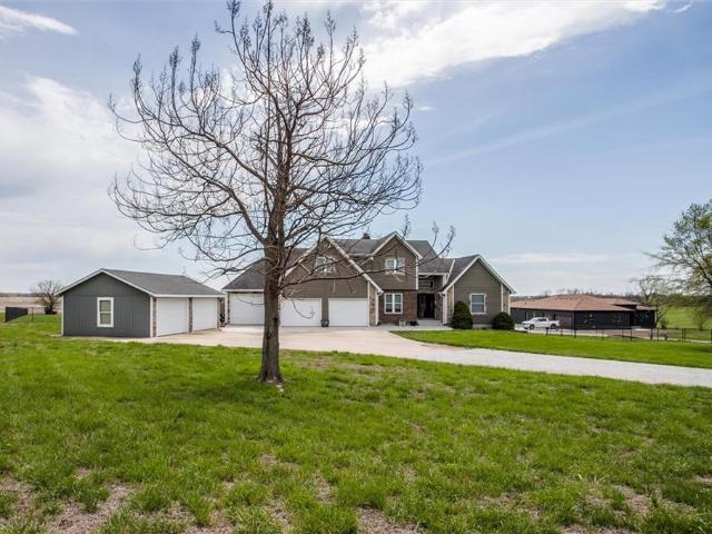 17033 NE County Road 43 N/A