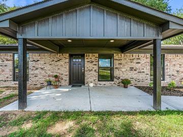 1703 Arbala Road