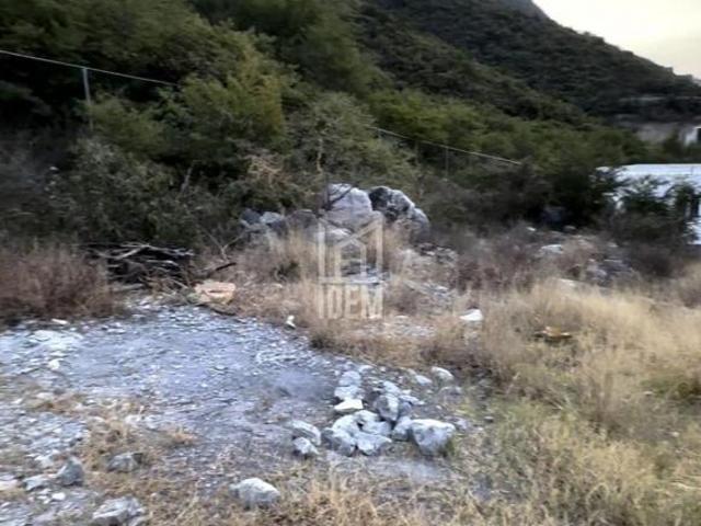 1703 Terreno en Venta en Cerrada del Encanto, Contry Sur, Monterrey