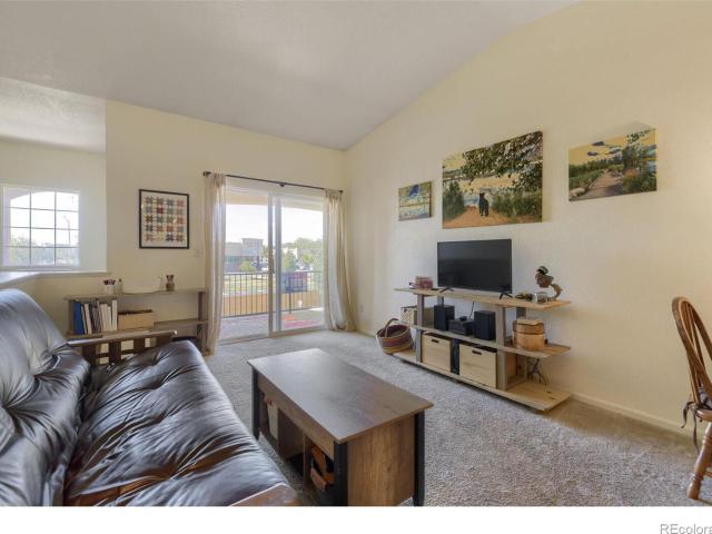 1703 Whitehall Drive # 7i