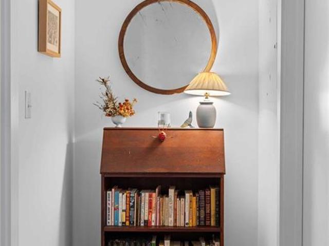 170 Boulevard SE E111