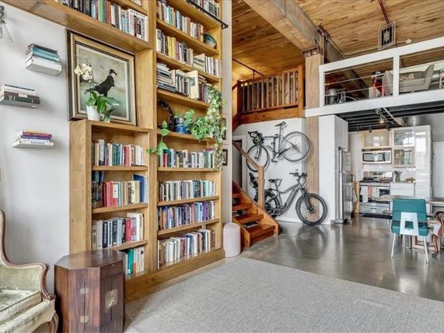 170 Boulevard SE H403