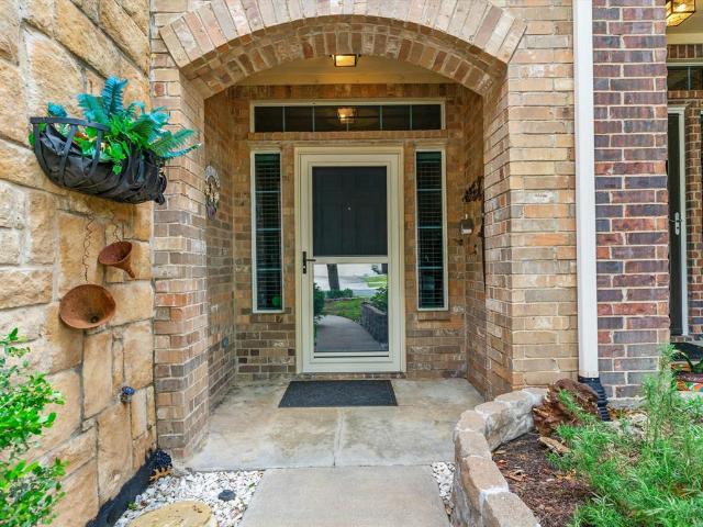 170 Greathouse Village