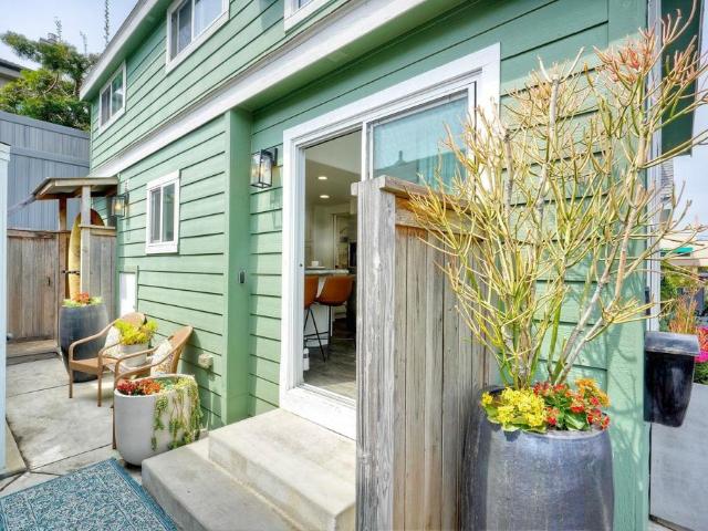 170 Diana Street 12