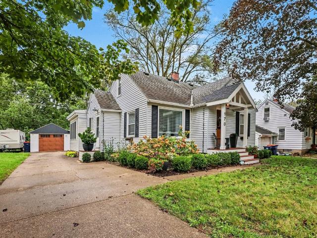 170 E 35th Street