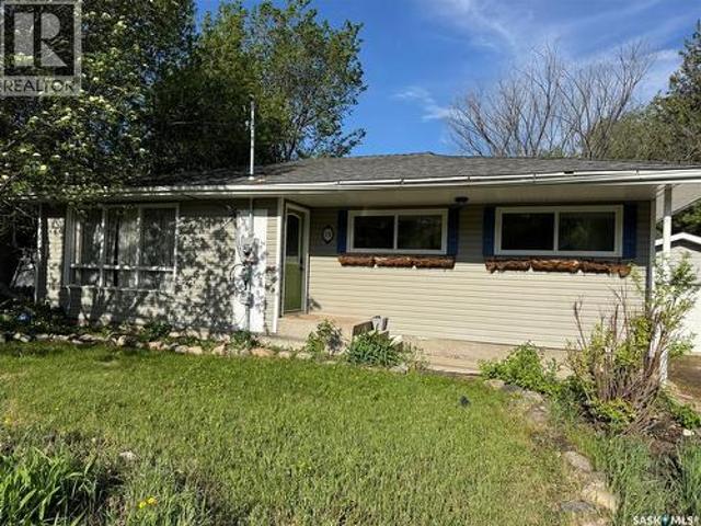 170 Elgin Crescent, Lumsden, SK, S0G 3C0 house for sale | Listing ID SK037352 | Royal LePage