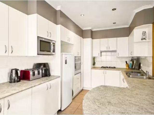 170 Elizabeth Drive, Ashcroft House for rent Listed by Leasin.