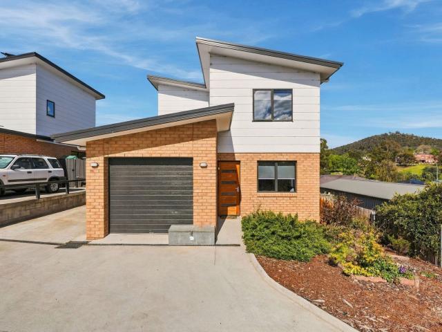 1/70 Lower Rd, NEW NORFOLK TAS 7140