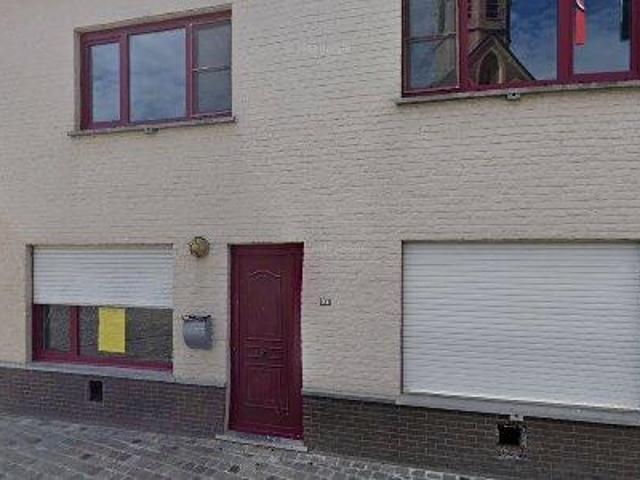 170 m2 apartment for rent in Deinze