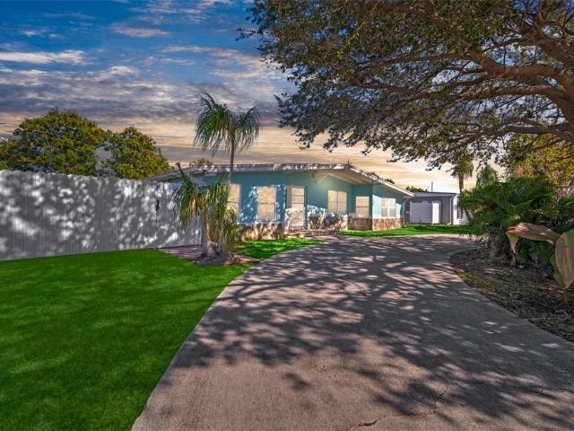 170 Poinsettia Cir NE, Port Charlotte, FL 33952 | MLS #2026003