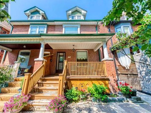 170 Pacific Avenue, Toronto, ON, M6P 2P5 house for sale | Listing ID W13513 | Royal LePage