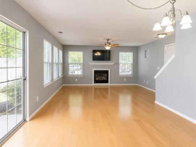 170 Windcroft Court NW