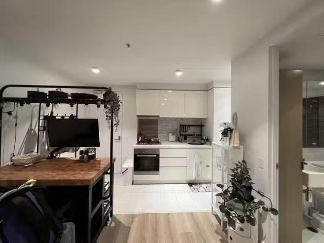 1714/33 Mackenzie Street, Melbourne, VIC 3000