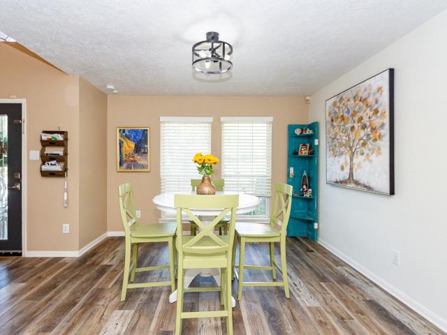 1714 Oak Valley Dr, Kemah, TX 77565 | MLS #48077