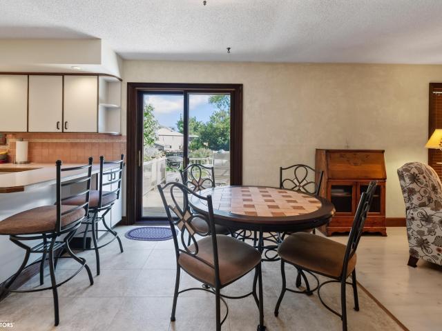 1714 Country Club Lane