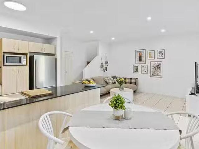 17/15 Ancona Street, Carrara, QLD 4211