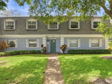 1715 Belleair Forest Dr, Unit A, Belleair, FL 33756 | MLS #TB8499