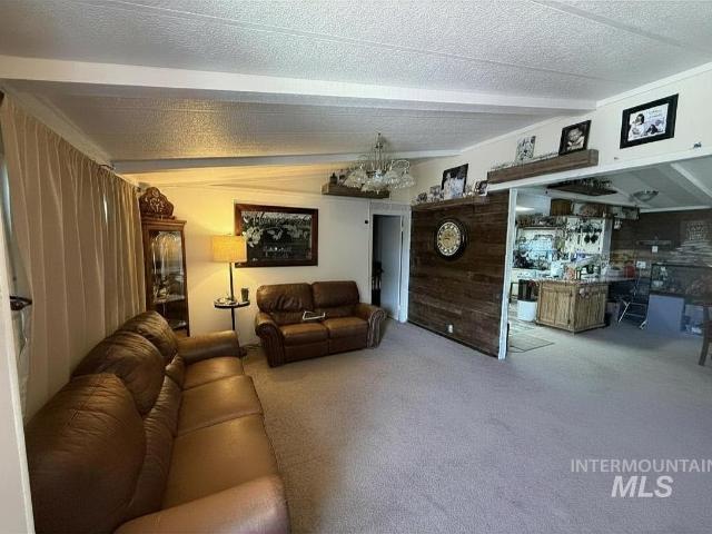 1715 Windmere Dr