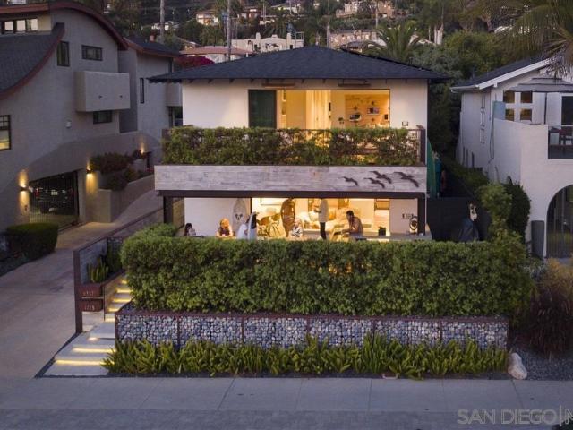 1715 17 Coast Blvd