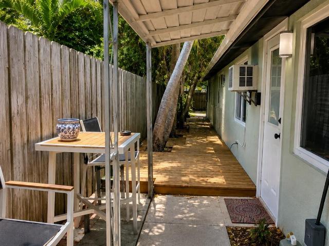 1716 NE 17th Way, Fort Lauderdale, US, FL