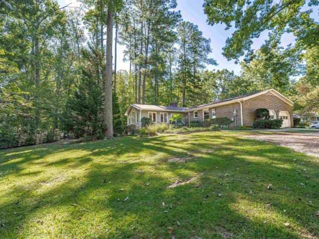 1716 Quail Valley East