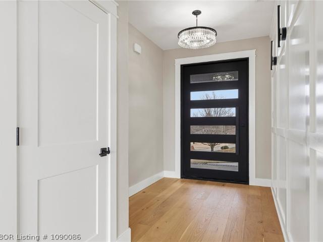 1717 River Ridge