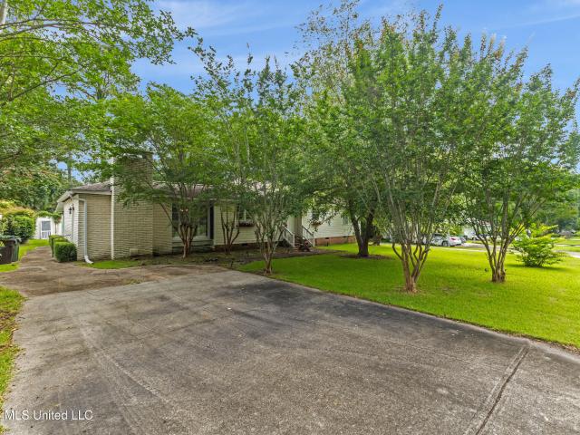1717 2nd Terrace