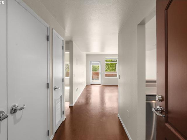 1718 NE 11TH AVE # 205