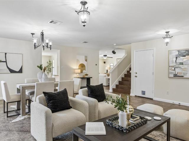 1718 Amistad Way