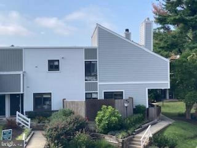 1710 Oakwood Terrace # 5B