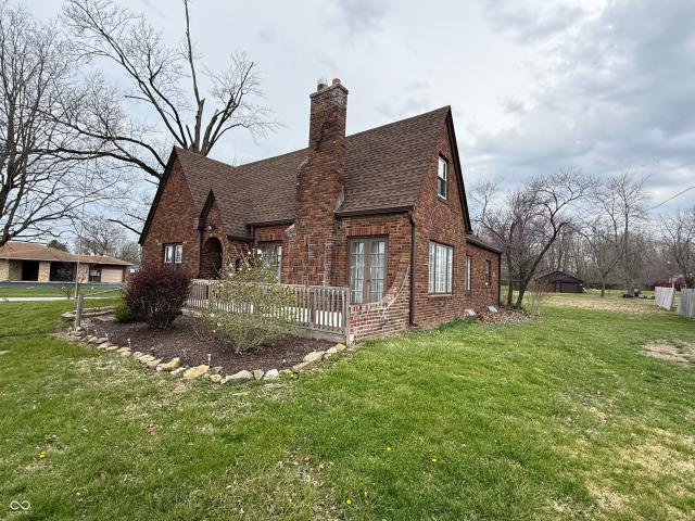 1710 E National Avenue
