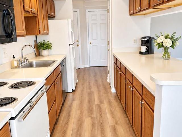 1710 Landmark Drive # 3D