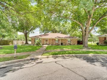 1710 Williamsburg Circle