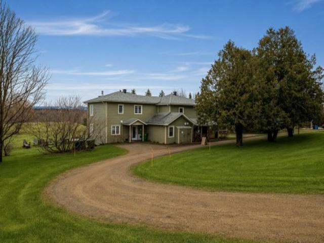 1710 1 Rue Marie Louise Vallée, Mont Tremblant, QC, J8E 2K7 house for sale | Listing ID 24640 | Royal LePage