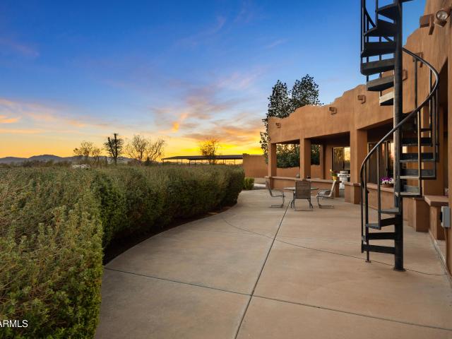 17117 W Dale Lane
